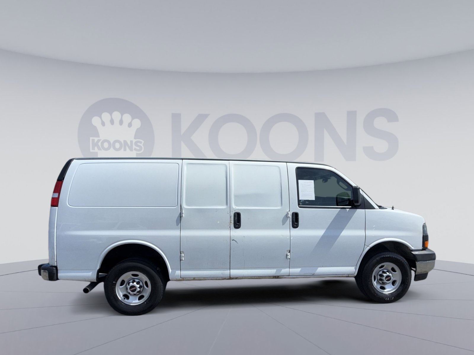Used 2023 GMC Savana 2500 w/ Driver Convenience Package RWD image 8