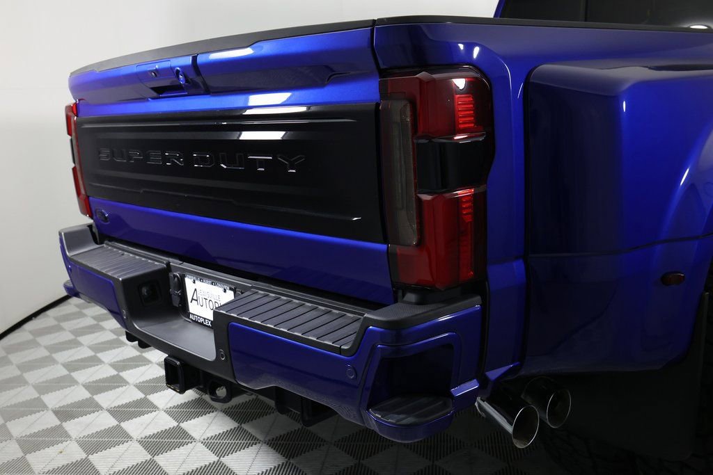 Used 2026 Ford F450 Platinum w/ FX4 Off-Road Package image 55