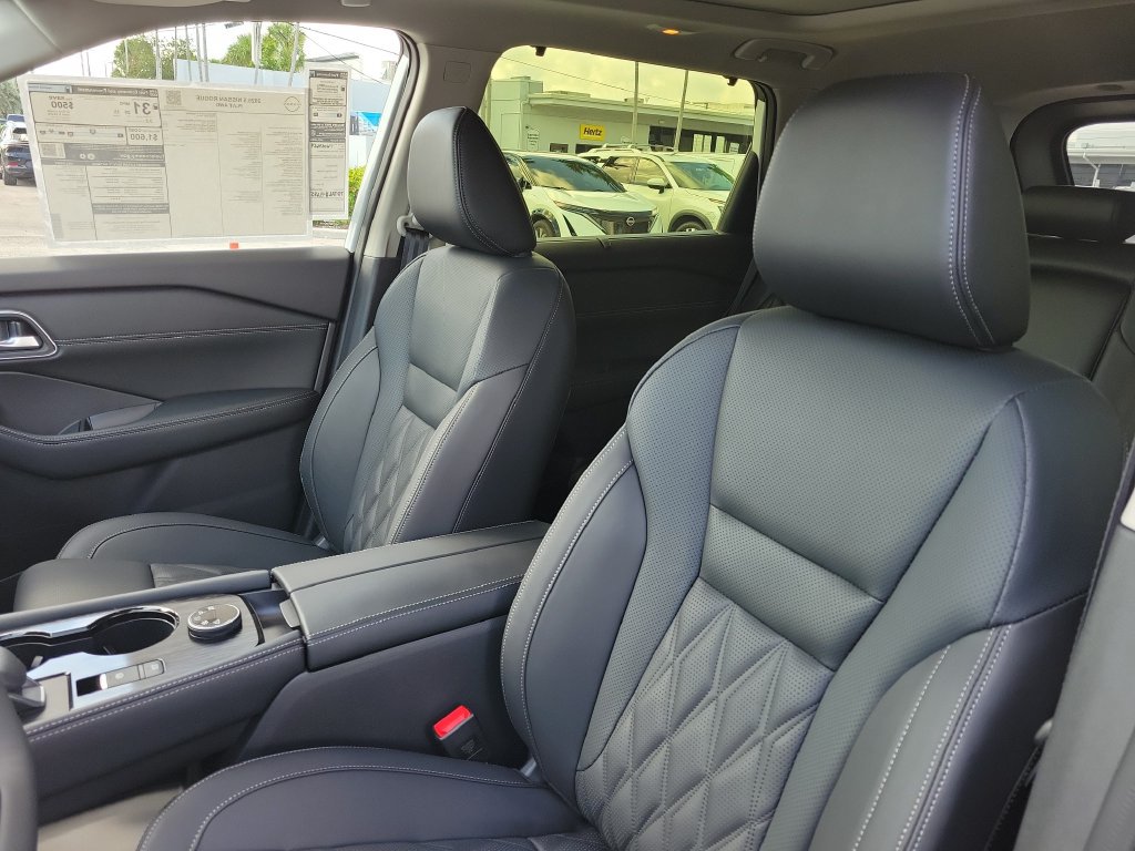 New 2026 Nissan Rogue Platinum AWD/4WD image 25
