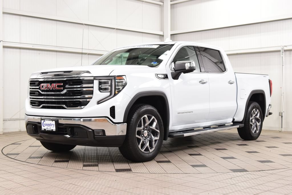 Used 2026 GMC Sierra 1500 SLT AWD/4WD image 3