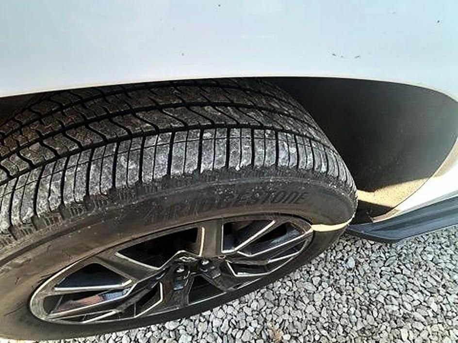 Used 2023 Chevrolet Tahoe High Country image 9