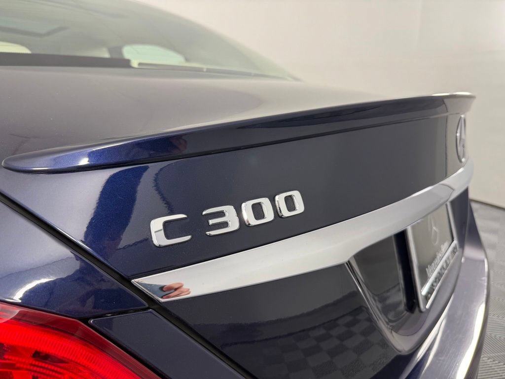 Used 2018 Mercedes-Benz C 300 4MATIC Sedan image 7