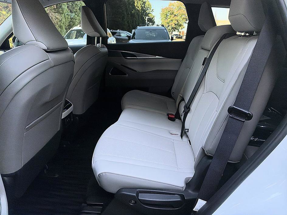New 2027 INFINITI QX60 Luxe AWD/4WD image 12