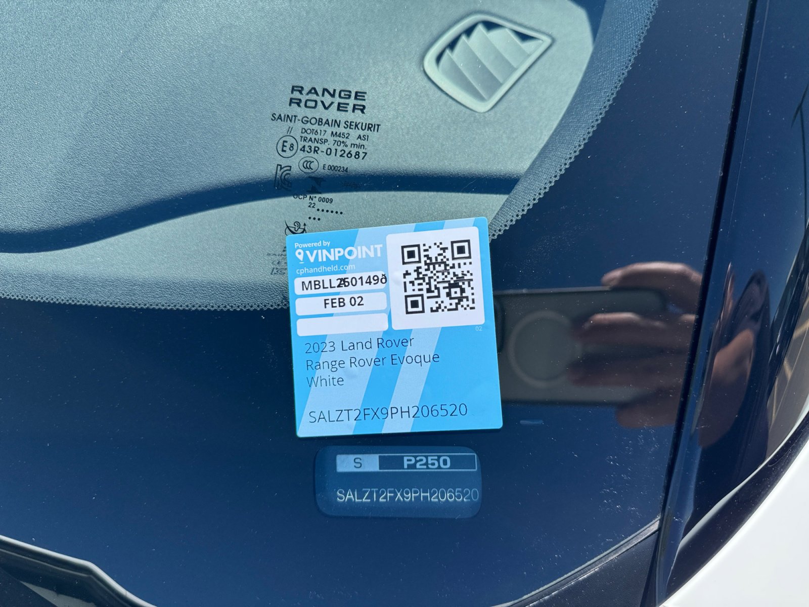 Used 2023 Land Rover Range Rover Evoque R-Dynamic S image 25