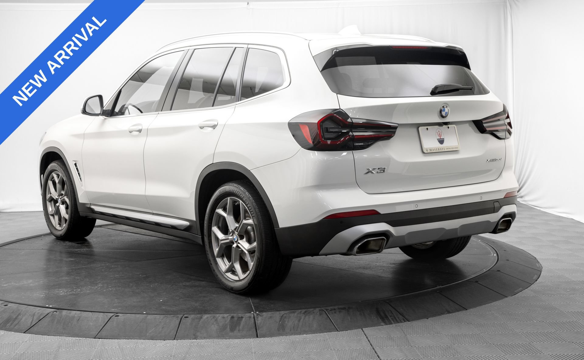 Used 2022 BMW X3 xDrive30i AWD/4WD image 5