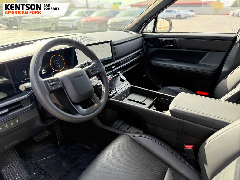 Used 2025 Hyundai Santa Fe Calligraphy image 36