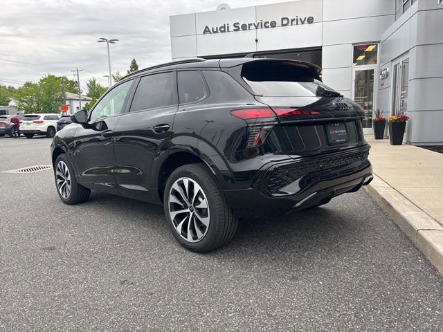 New 2026 Audi Q3 quattro 2.0T AWD/4WD image 3