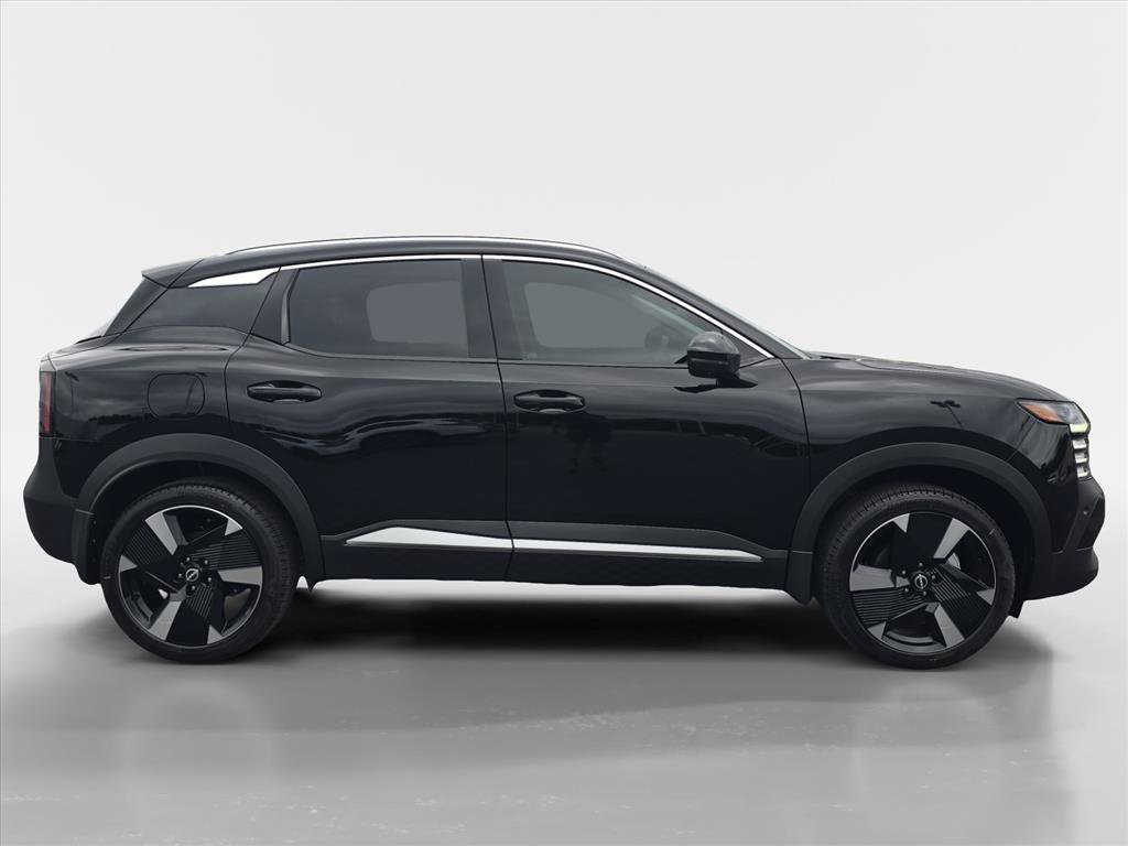 New 2026 Nissan Kicks SR w/ SR Premium Package AWD/4WD image 7