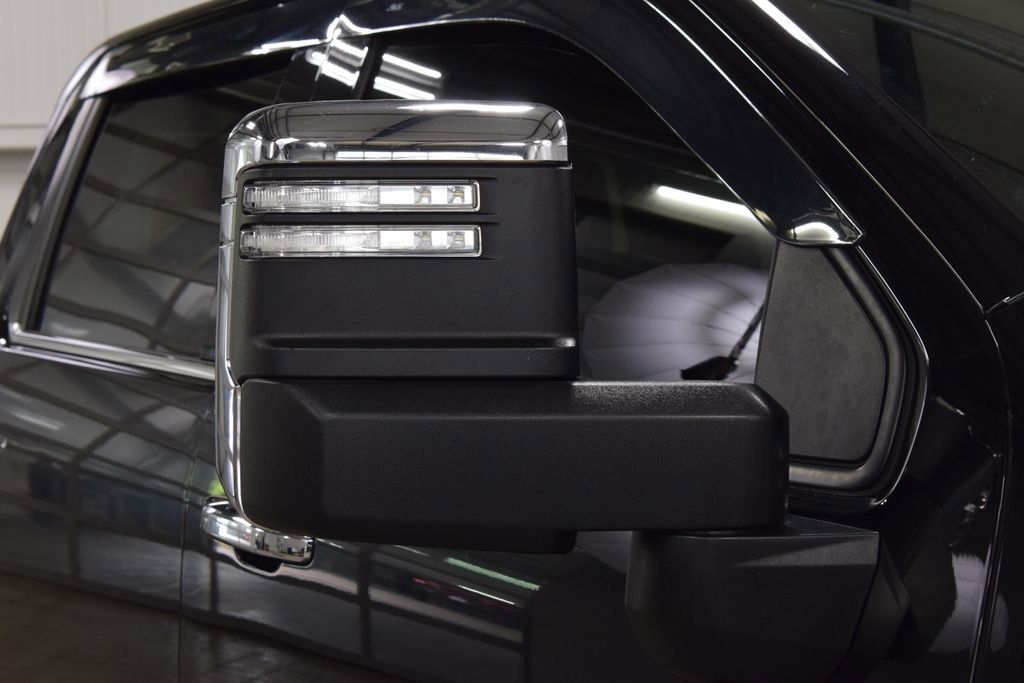 Used 2024 Chevrolet Silverado 3500 High Country w/ High Country Premium Package AWD/4WD image 19