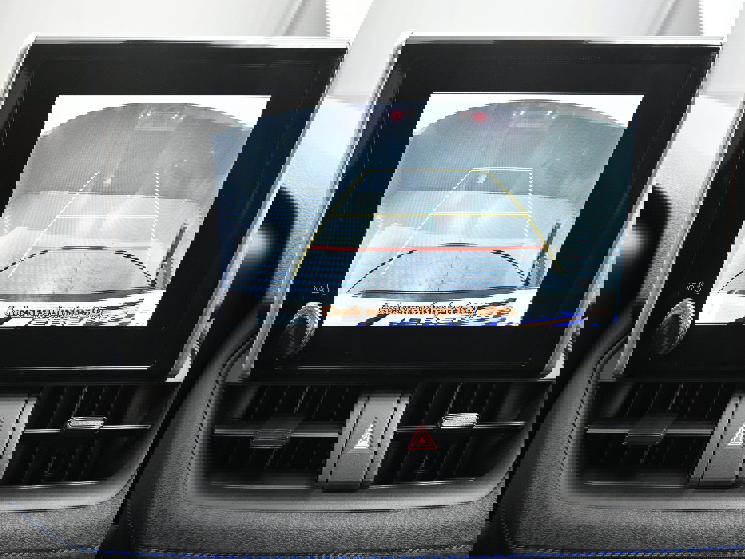 Used 2023 Toyota RAV4 SE image 16