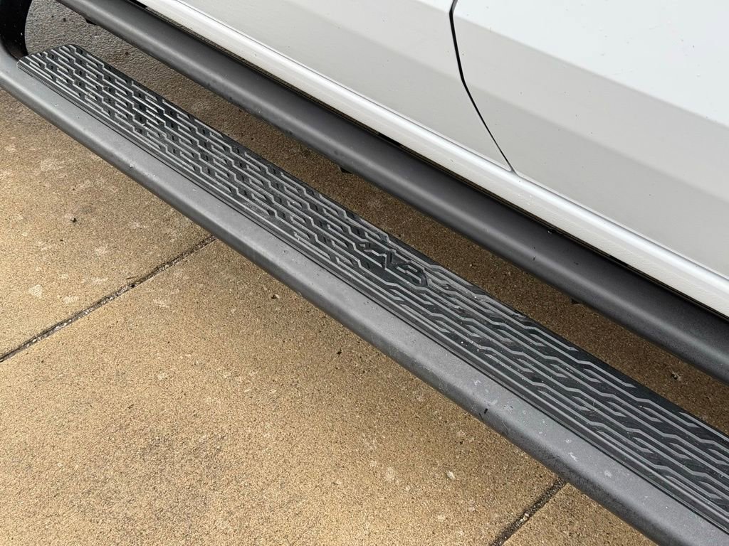 Used 2023 GMC Canyon AT4 w/ AT4 Premium Package image 12