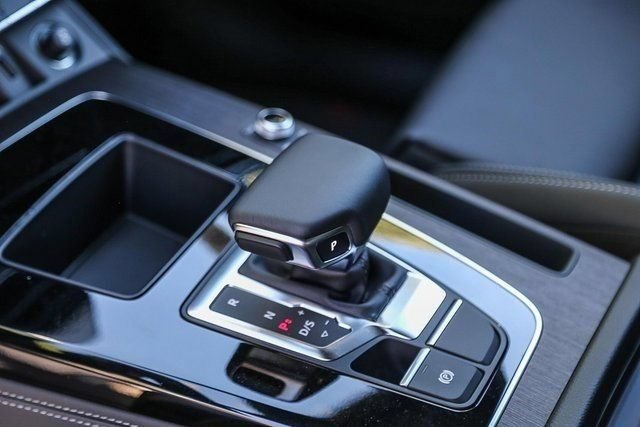 New 2025 Audi Q5 2.0T Premium Plus AWD/4WD image 19