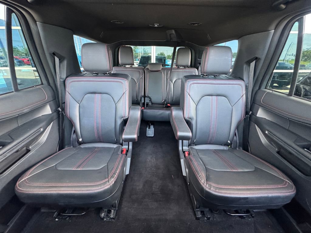 Used 2023 Ford Expedition Limited AWD/4WD image 29