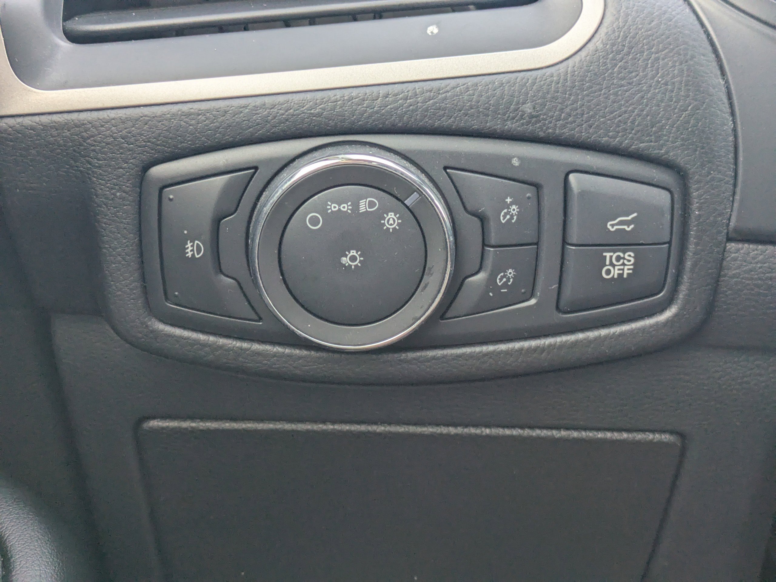 Used 2022 Ford Edge SEL w/ Convenience Package image 25