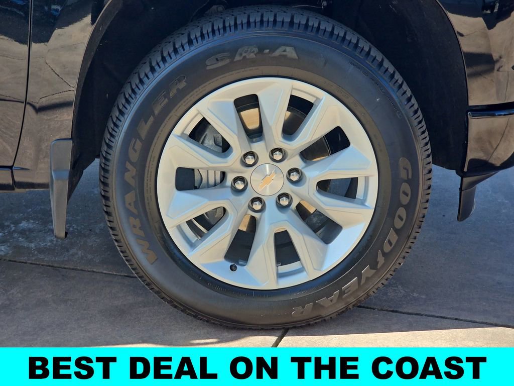 Used 2025 Chevrolet Silverado 1500 Custom AWD/4WD image 38