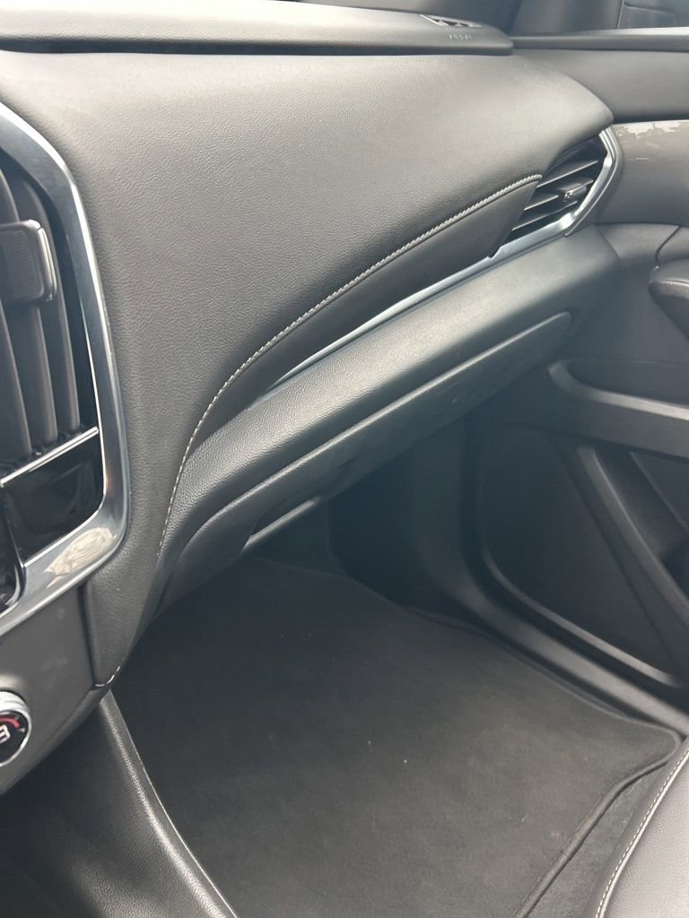 Certified 2023 Chevrolet Traverse LT image 19