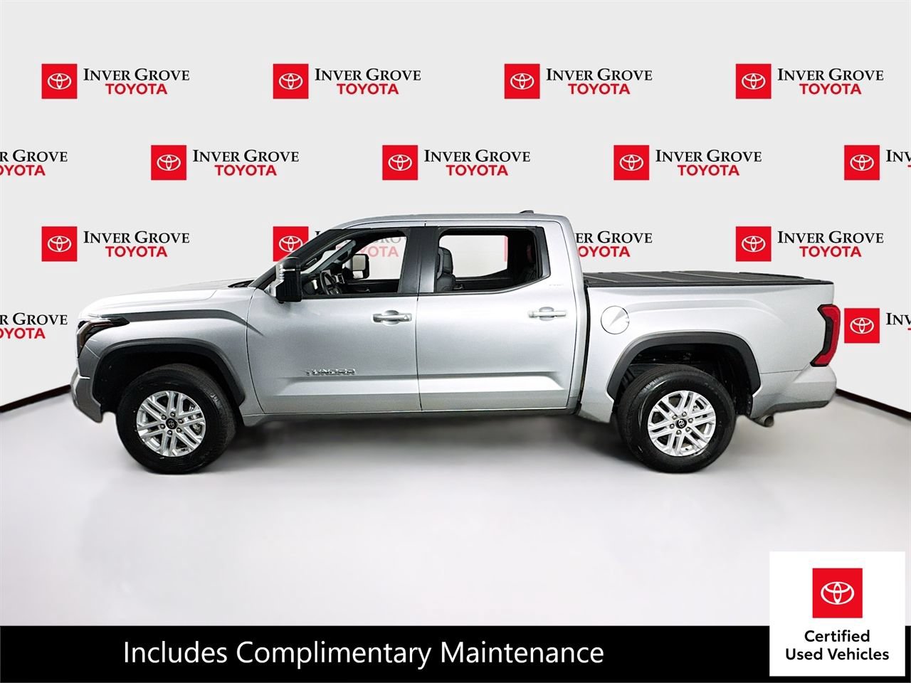 Certified 2025 Toyota Tundra SR5 w/ Advanced Technology Package AWD/4WD image 8