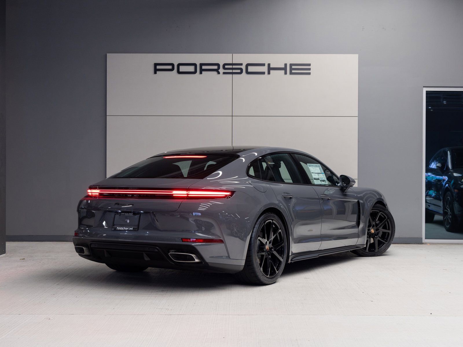 Certified 2026 Porsche Panamera RWD image 7