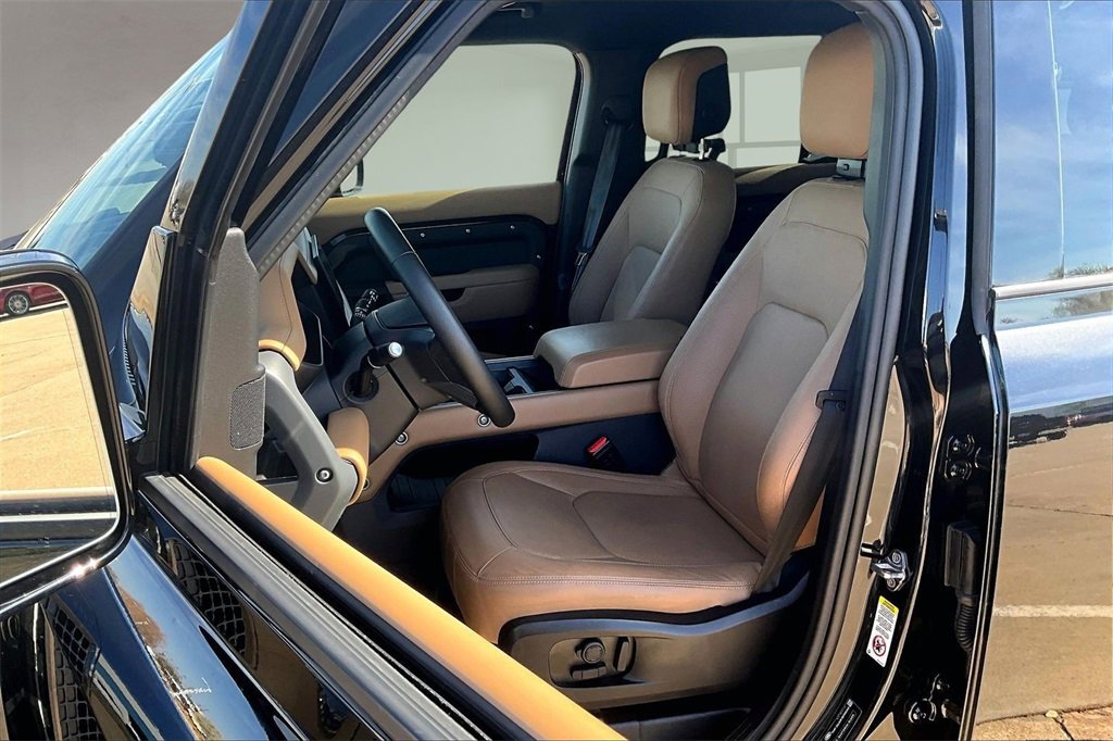 Certified 2025 Land Rover Defender 110 S image 26