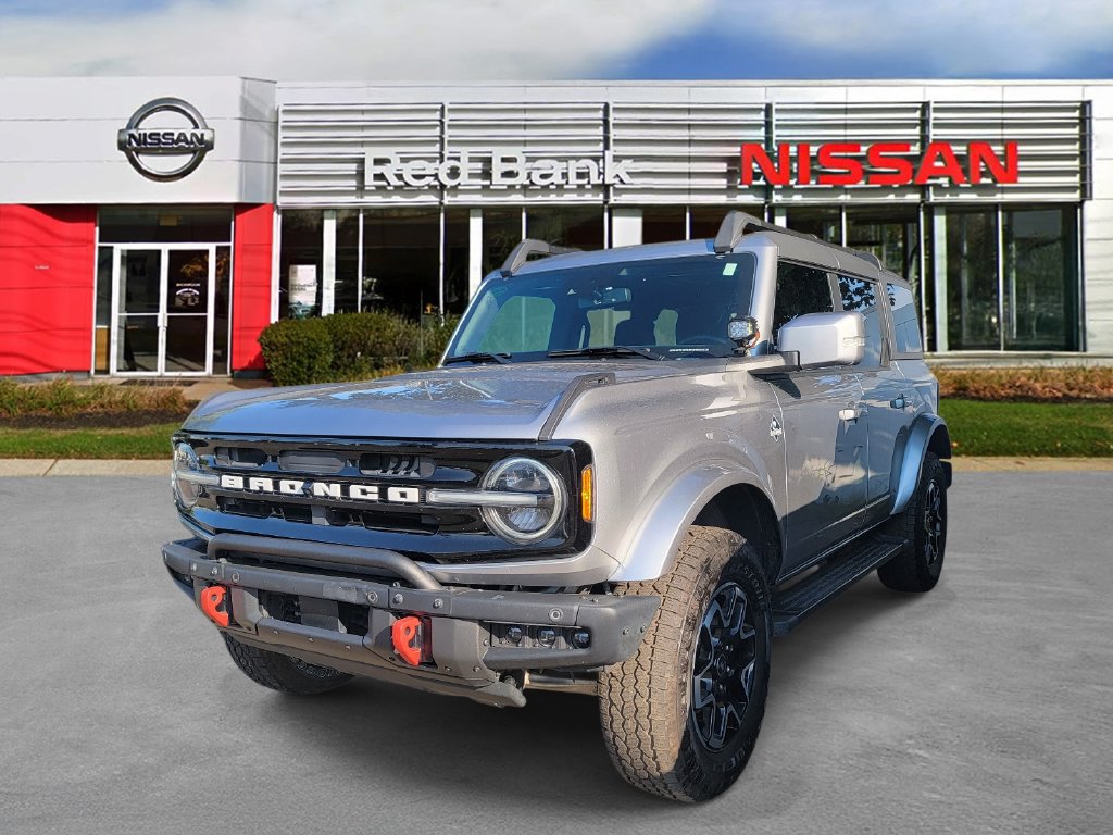 Used 2024 Ford Bronco Outer Banks AWD/4WD image 5