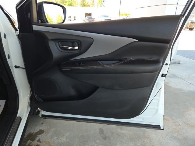 Used 2024 Nissan Murano SV AWD/4WD image 43