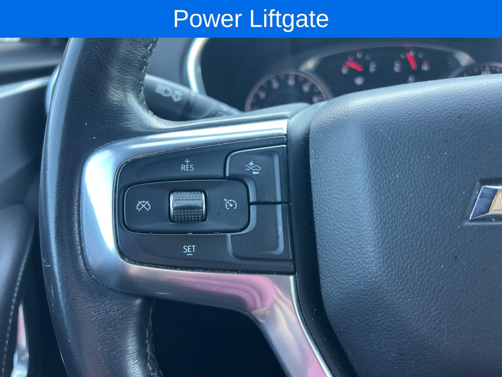 Used 2021 Chevrolet Blazer LT w/ Sound & Technology Package FWD image 15