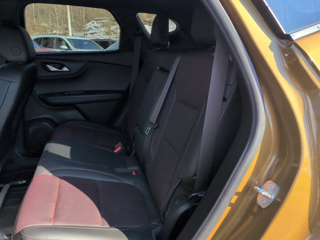 Used 2019 Chevrolet Blazer RS w/ Sun and Wheels Package image 21