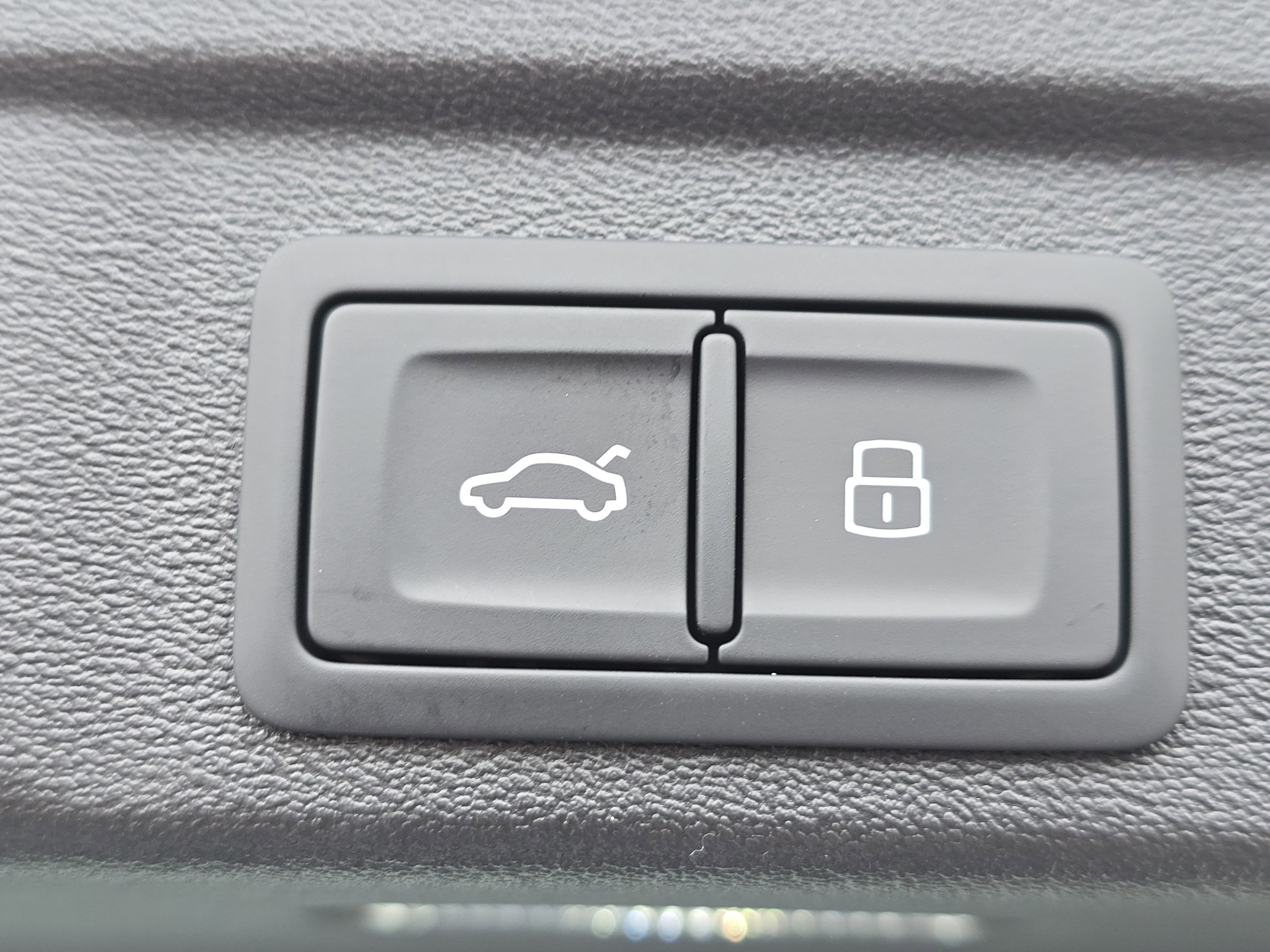 New 2025 Audi A5 2.0T Prestige image 20