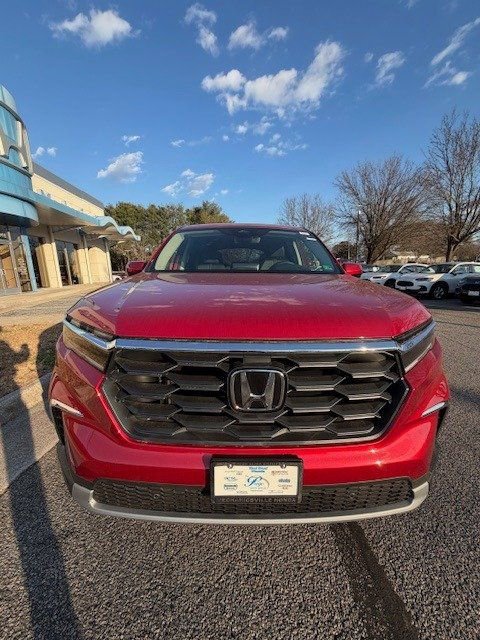 New 2025 Honda Pilot EX-L image 3