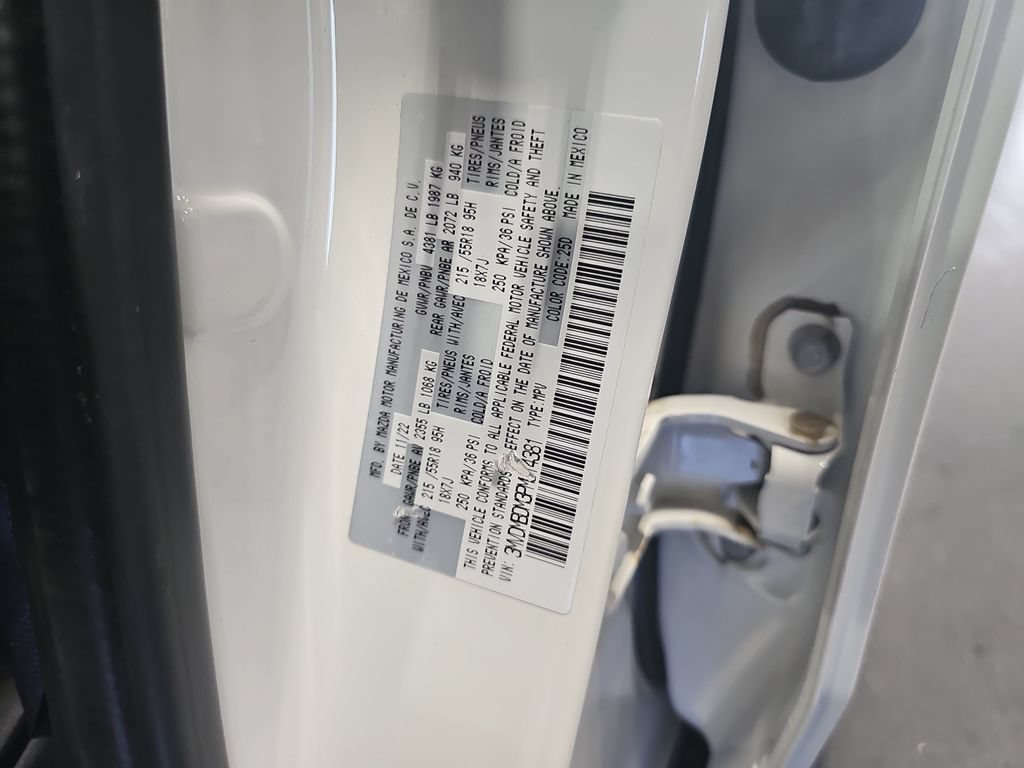 Used 2023 MAZDA CX-30 AWD 2.5 S w/ Premium Package image 37