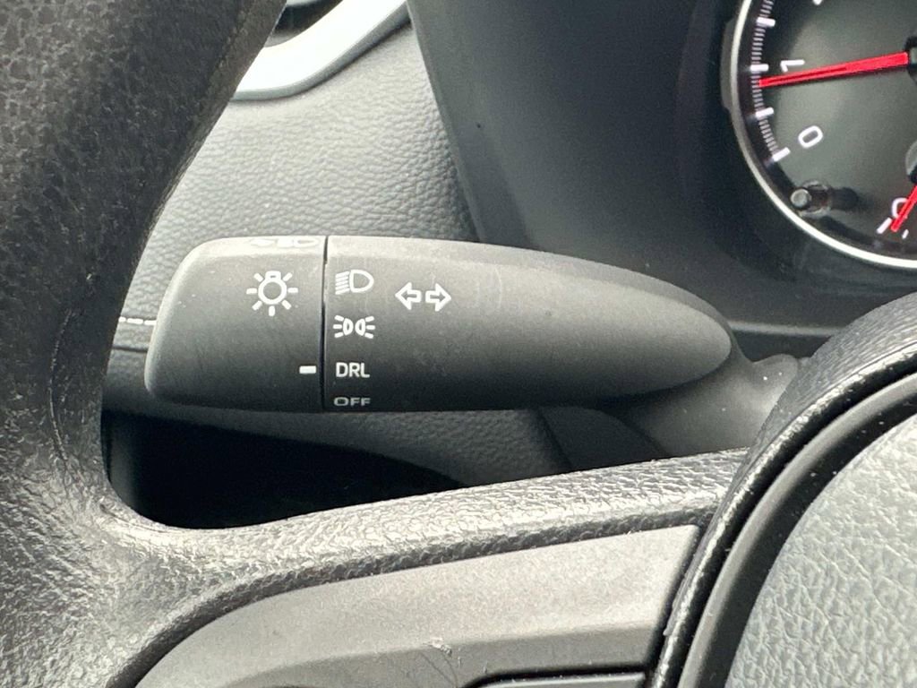 Used 2021 Toyota RAV4 LE image 25