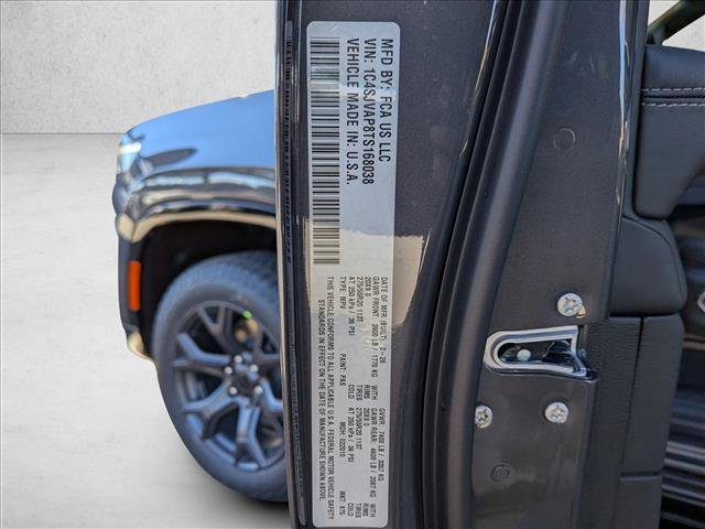 New 2026 Jeep Grand Wagoneer 4WD image 17