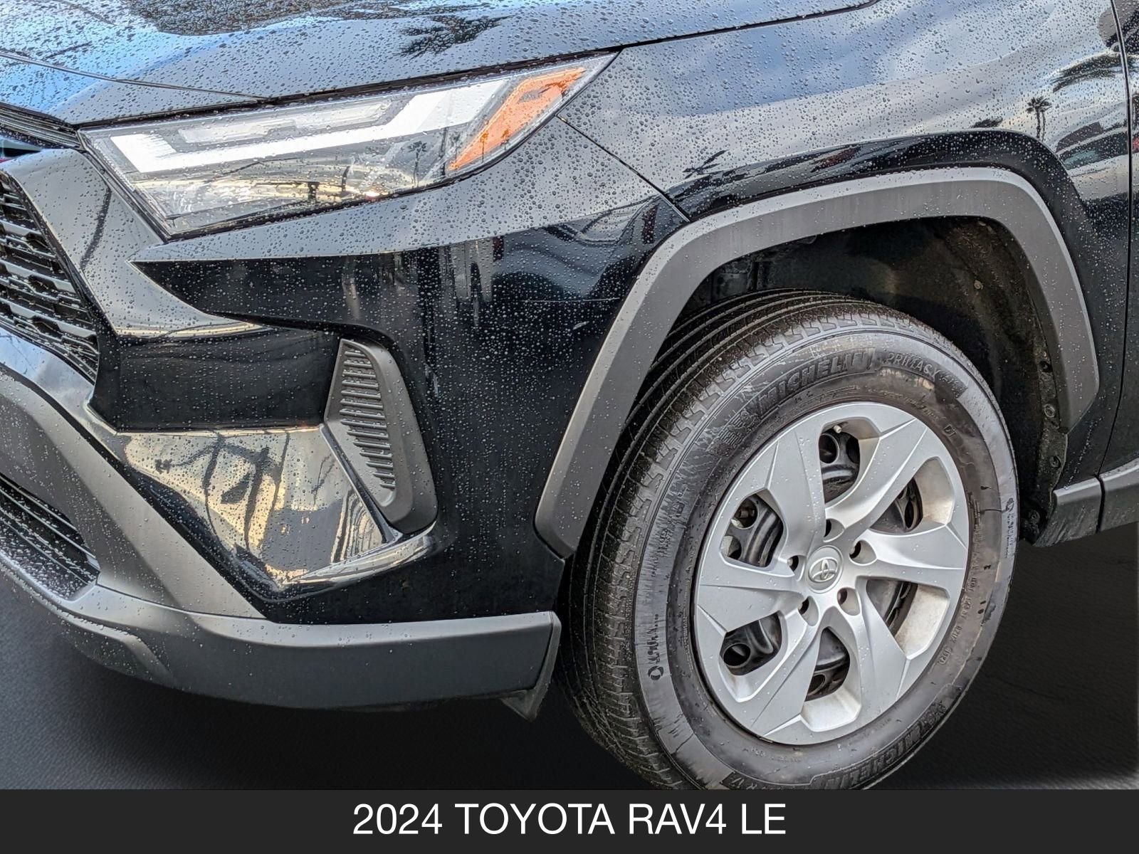 Used 2024 Toyota RAV4 LE image 11