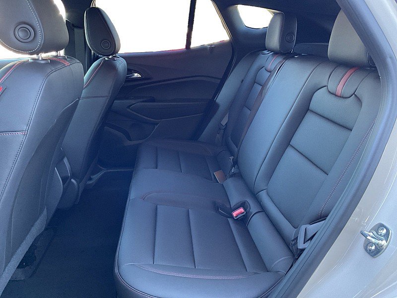 New 2026 Chevrolet Trax RS w/ Sunroof Package image 11