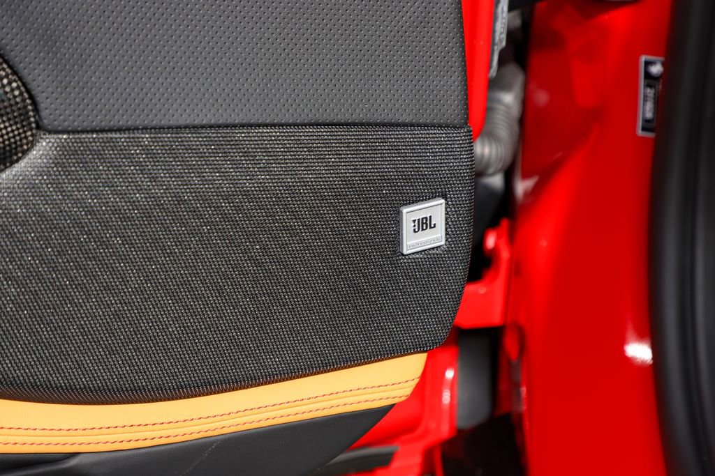 Used 2023 Ferrari 812 GTS RWD image 39