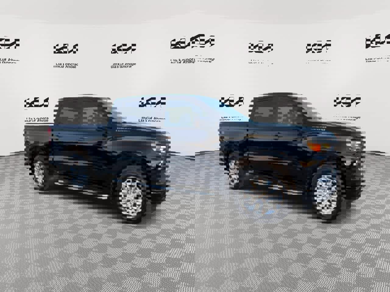 Used 2023 Chevrolet Silverado 1500 Custom image 2