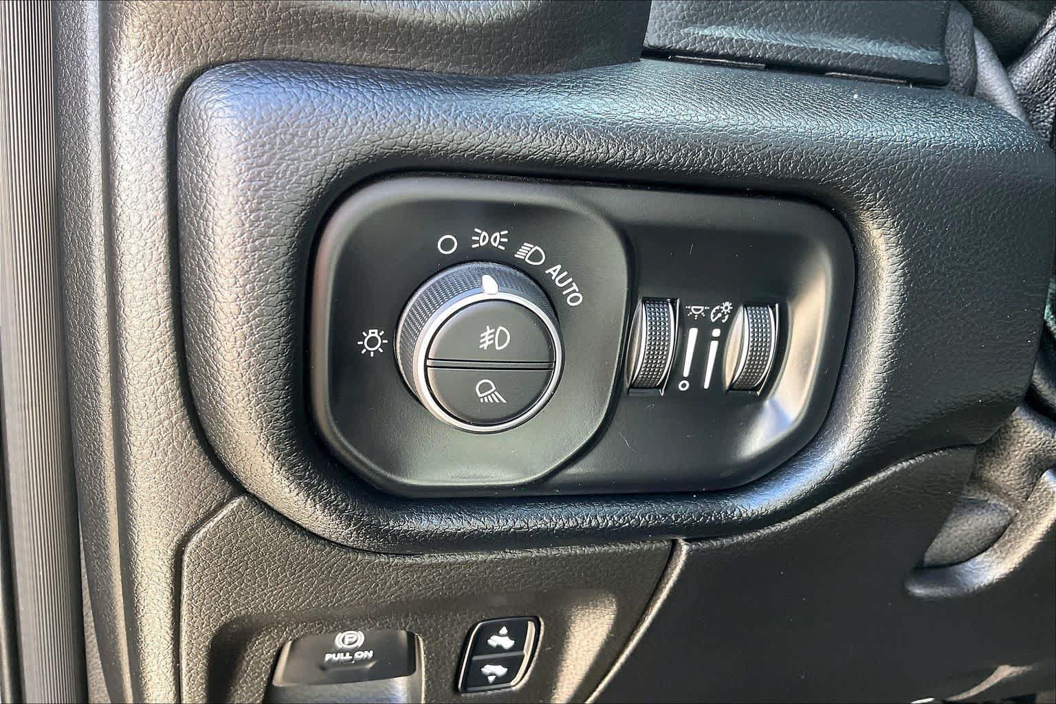 Used 2019 RAM 1500 Rebel w/ Rebel Level 2 Equipment Group AWD/4WD image 14