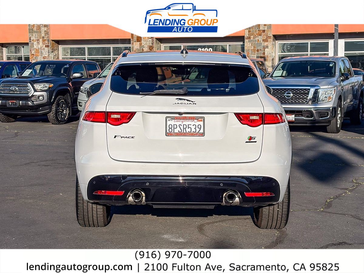 Used 2020 Jaguar F-PACE S image 3