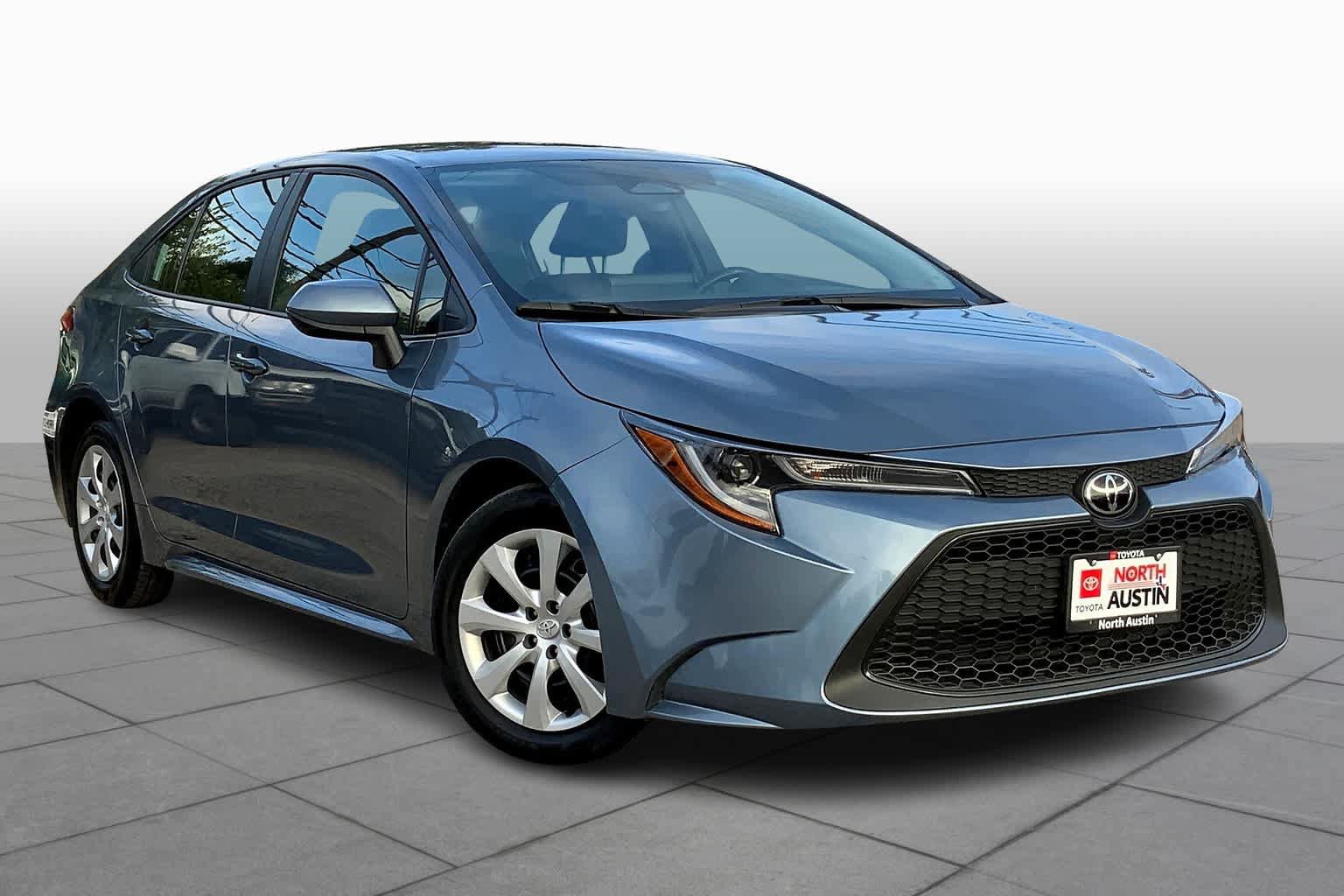 Used 2023 Toyota Corolla LE FWD image 3