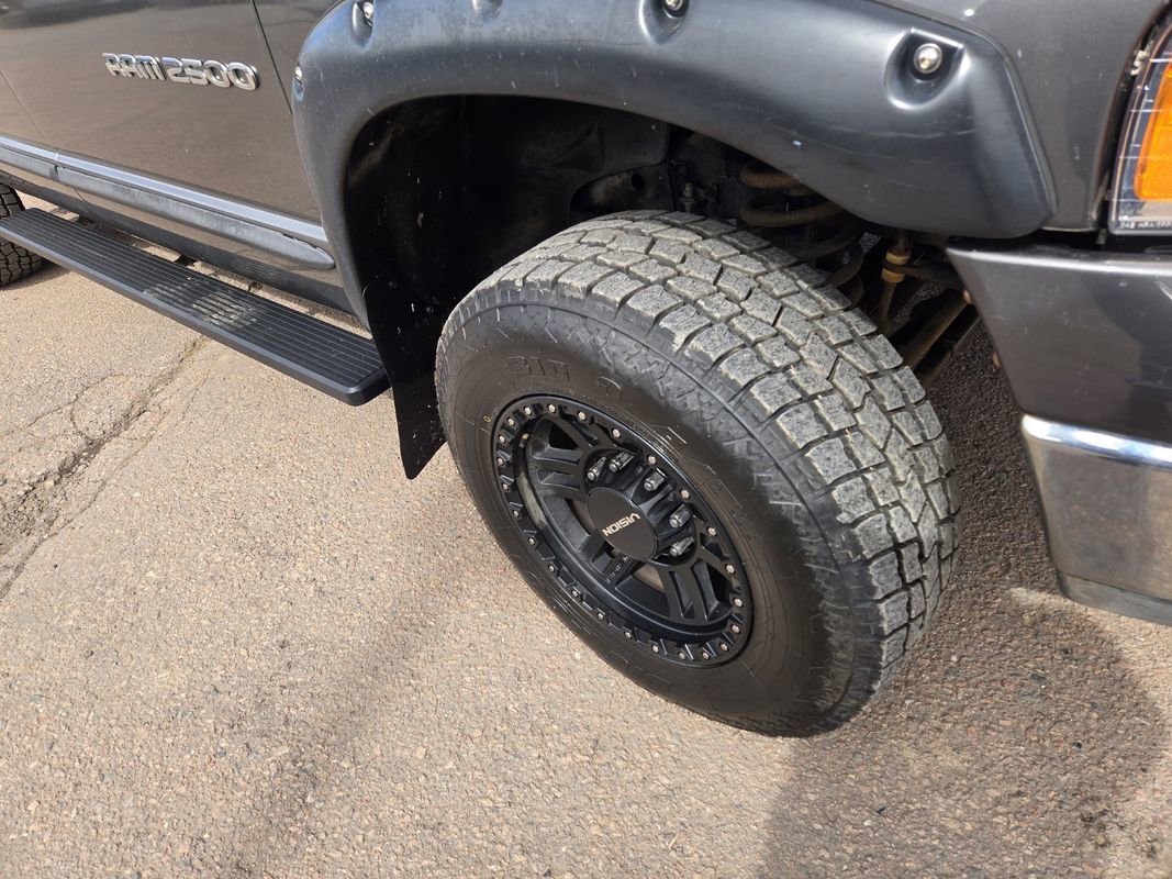 Used 2003 Dodge Ram 2500 Truck SLT image 12