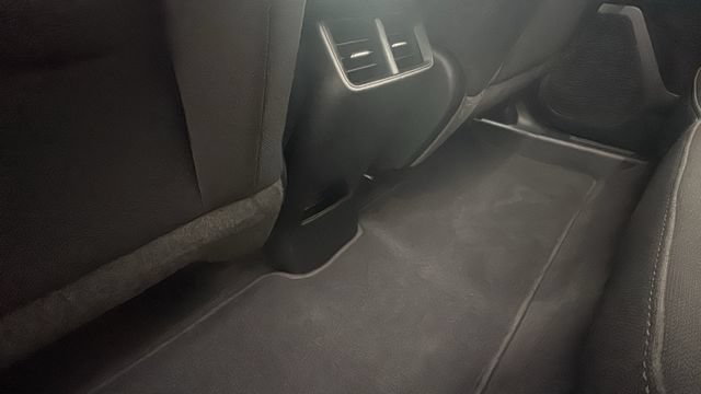 Used 2025 Chevrolet Equinox LT AWD/4WD image 26