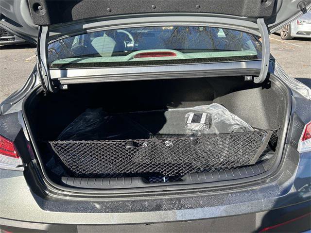 New 2026 Hyundai Elantra Sport image 4