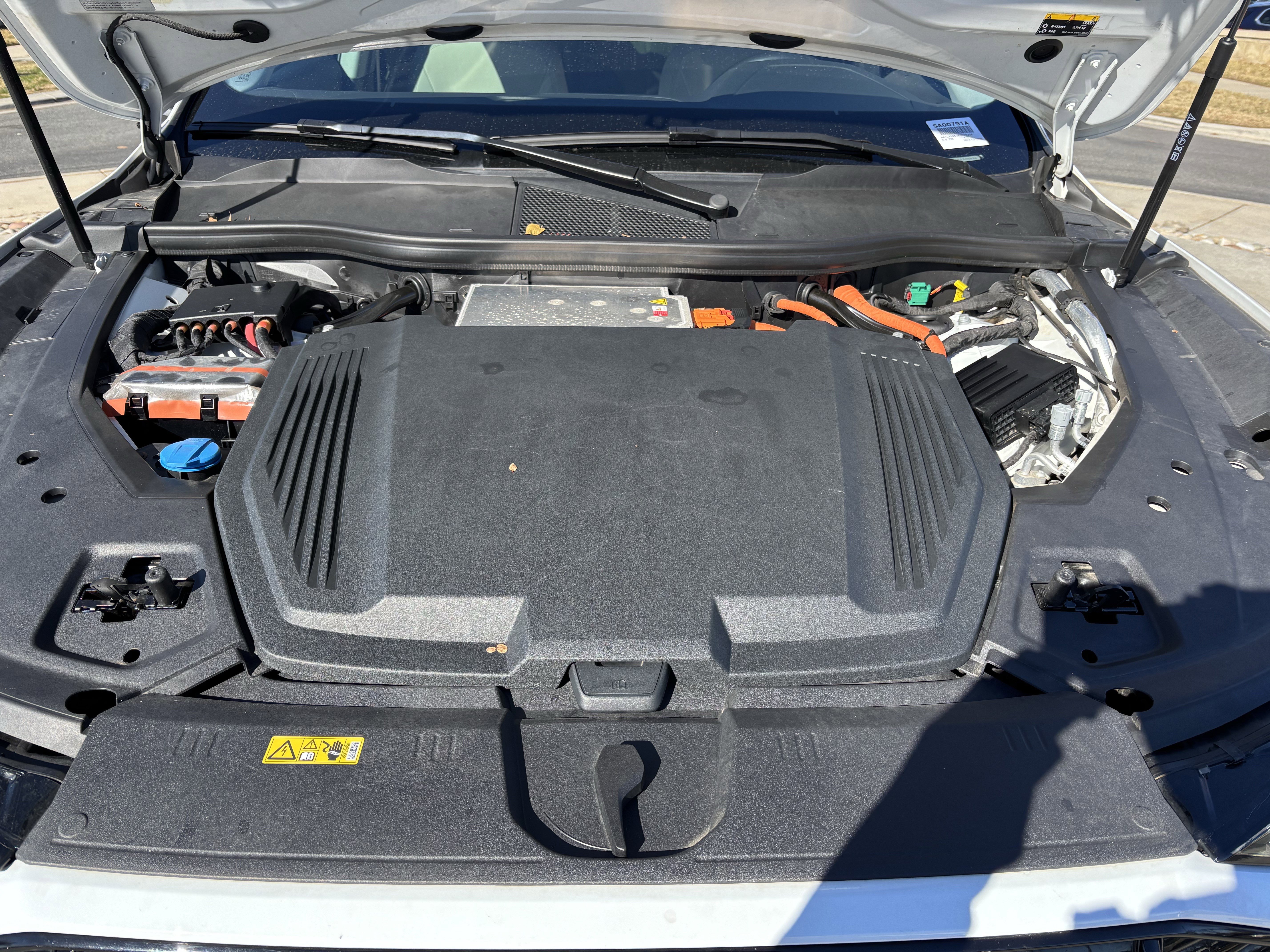 Used 2021 Audi e-tron Premium Plus image 32