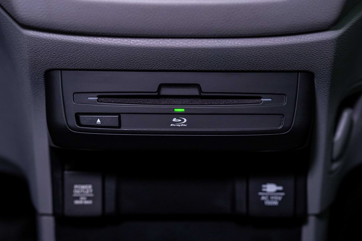 Used 2018 Honda Odyssey Elite image 25