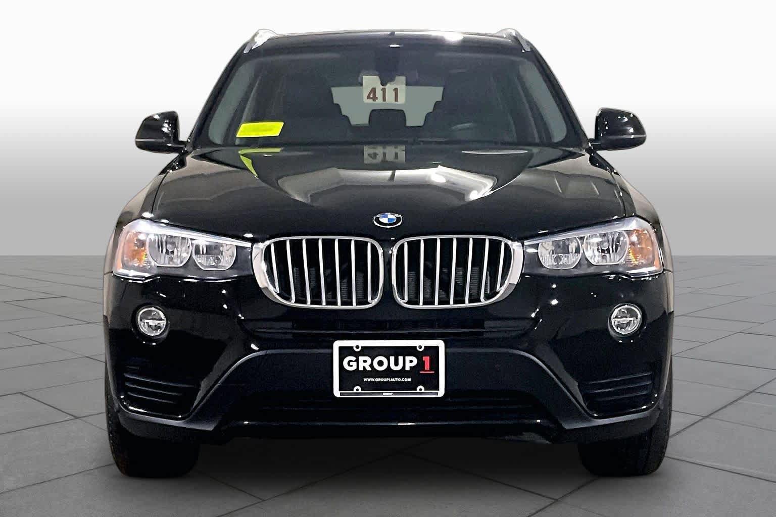 Used 2017 BMW X3 xDrive28i AWD/4WD image 3