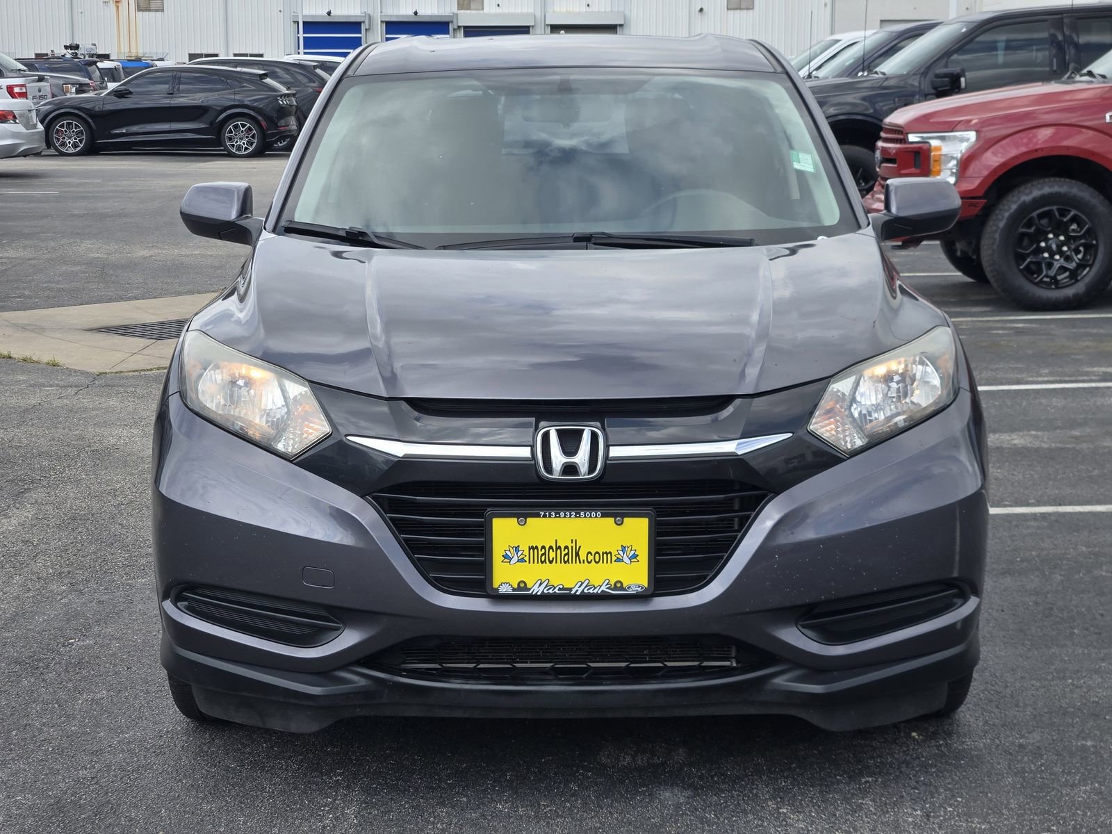 Used 2018 Honda HR-V LX image 2