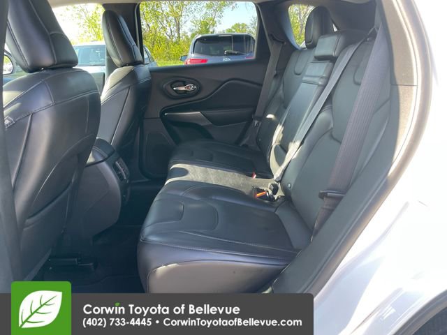 Used 2019 Jeep Cherokee Limited AWD/4WD image 25