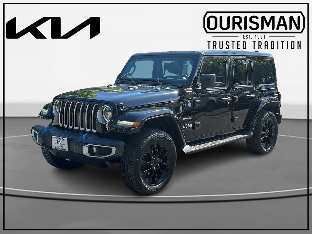 Used 2023 Jeep Wrangler Unlimited Sahara w/ Cold Weather Group AWD/4WD image 2