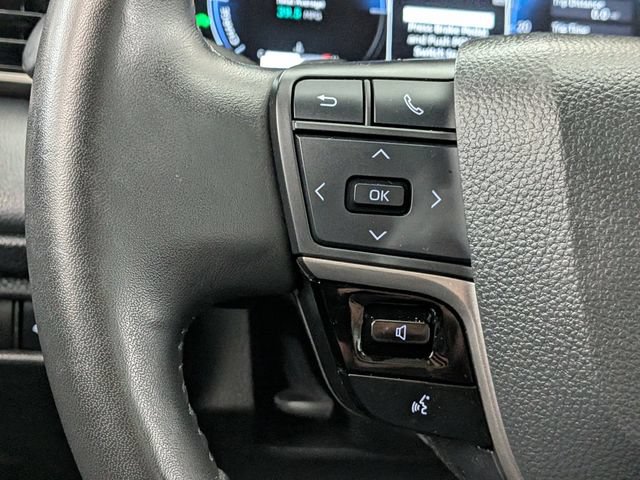 Used 2025 Toyota Camry XSE AWD/4WD image 32