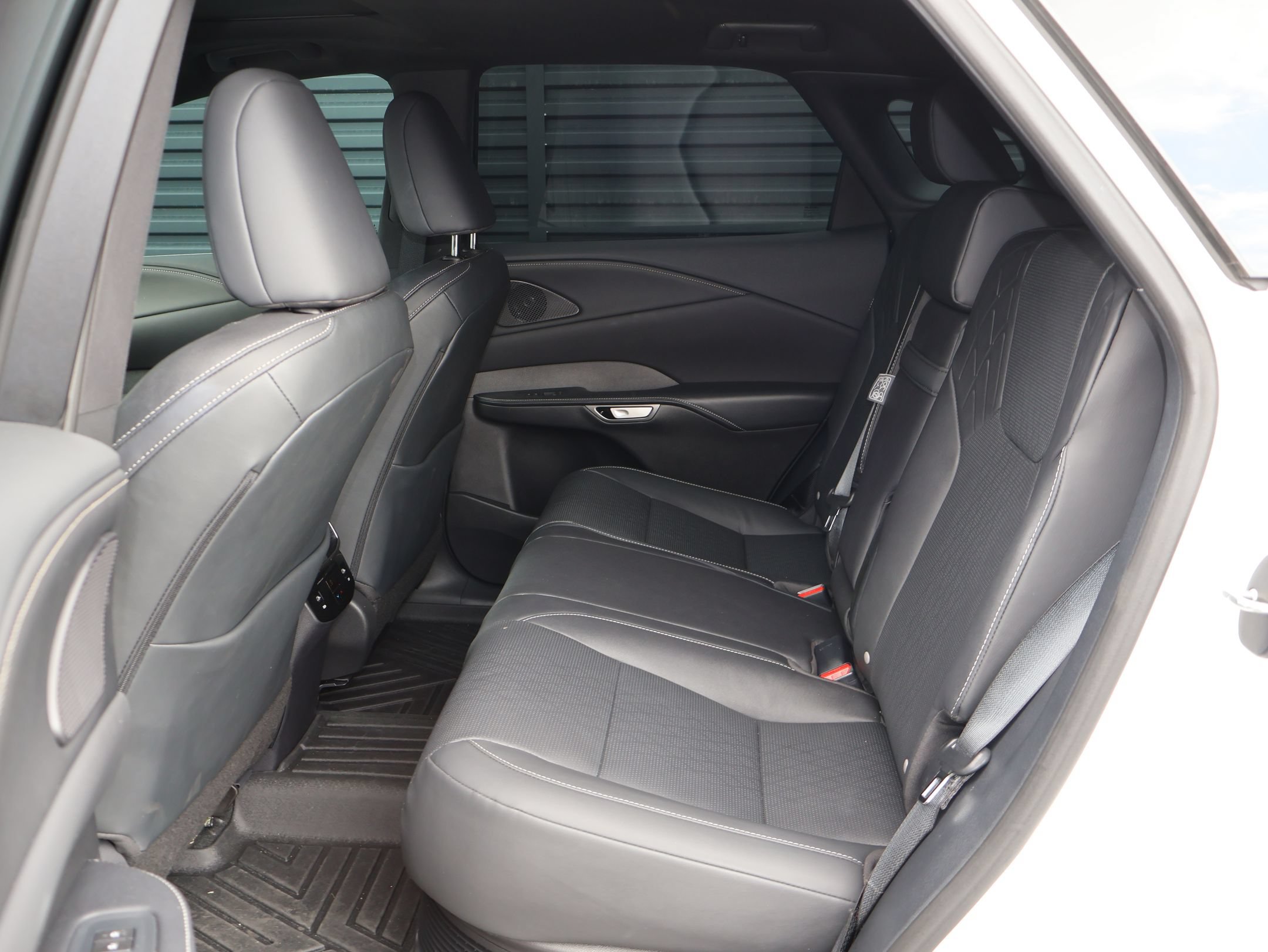 Used 2024 Lexus RX 350 w/ Convenience Package AWD/4WD image 25